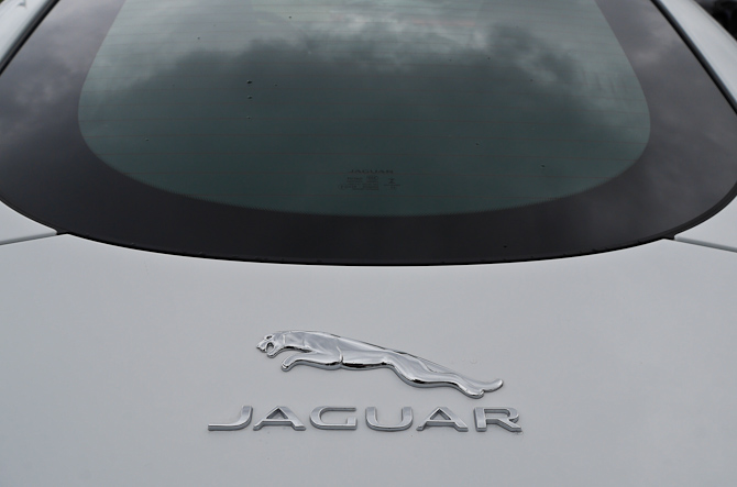 Jaguar F-Type Coupe-12