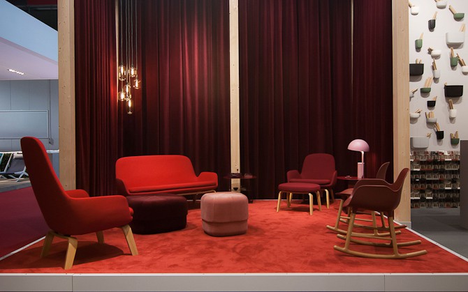 Det røde hjørne - og den flotte Era sofa i baggrunden